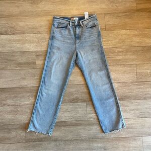 Signature by Levi Strauss Women’s Heritage High-Rise Straight Jeans – Size 4/27